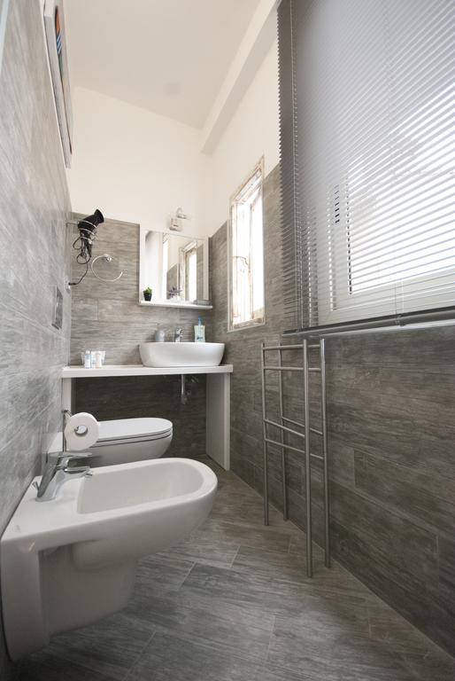 Ca De Lelio Hotel Манарола Екстериор снимка