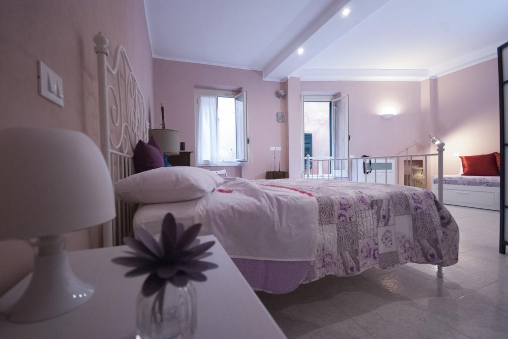 Ca De Lelio Hotel Манарола Екстериор снимка